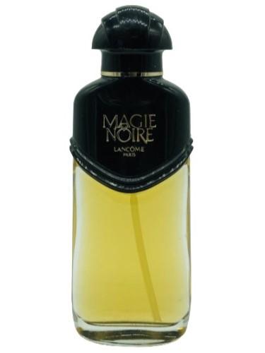 Magie Noire perfume